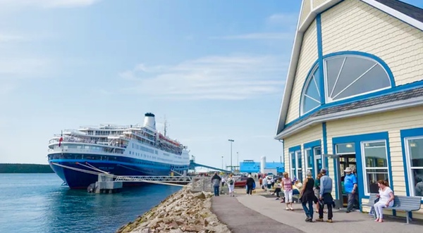 Port de Havre-Saint-Pierr